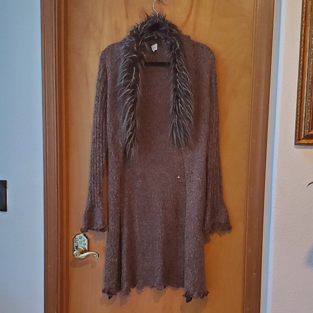 Long Sweater w/ Faux Fir Collar - Size Large